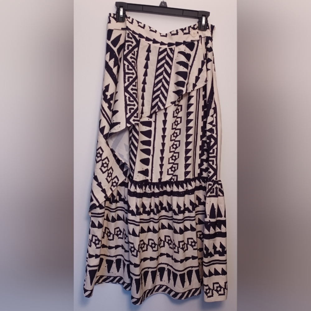 Small G by Giuliana Patterned Black and Cream Wrap Skirt, zips+buttons
